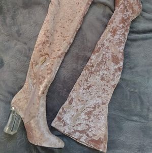 Cape Robbin Size 8 Pink Velvet Over the Knee Boots